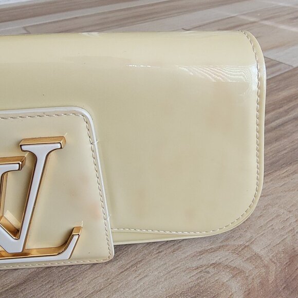 Louis Vuitton Sobe Champaigne Vernis  Patent Leather Clutch - Picture 3 of 13